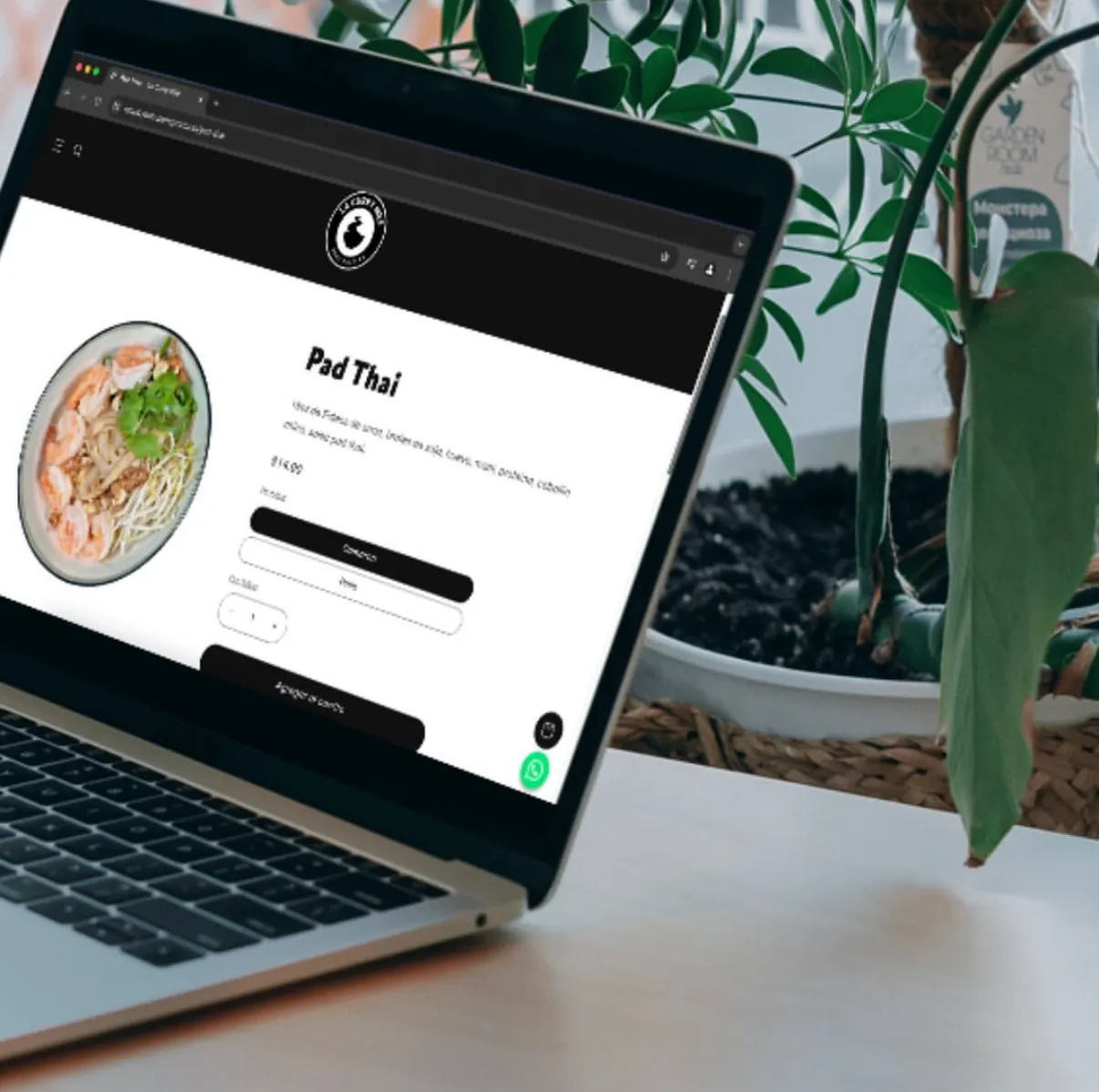 Sitio web de La Curry Mile en laptop