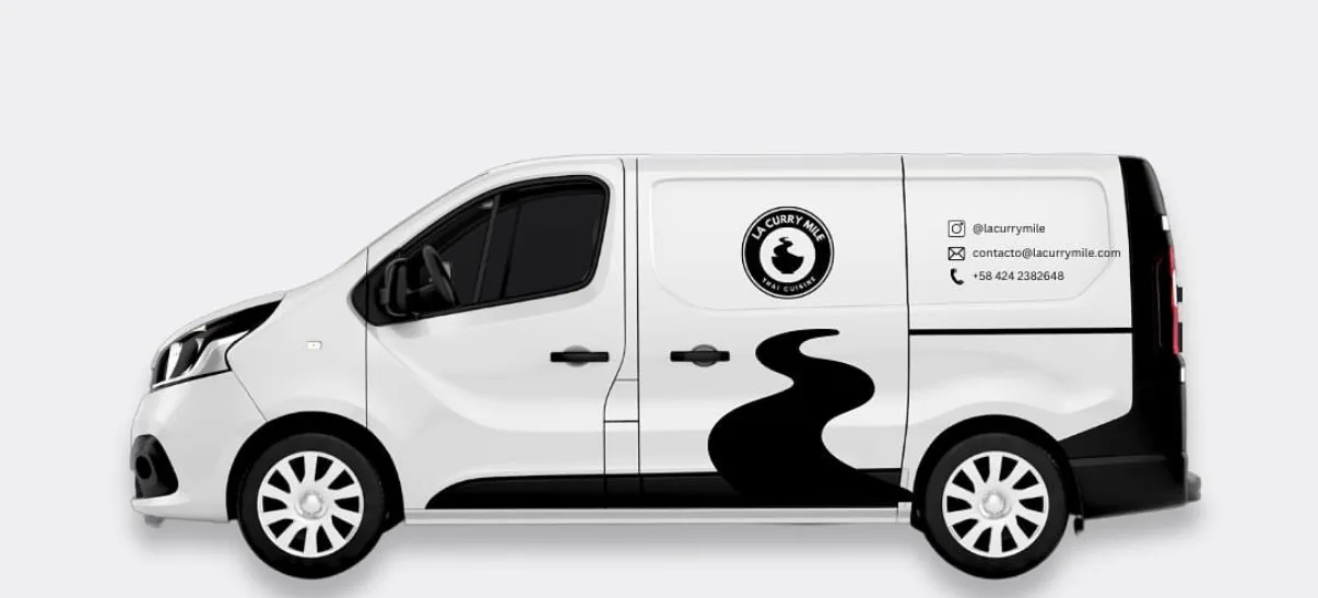 Vehículo de delivery con branding